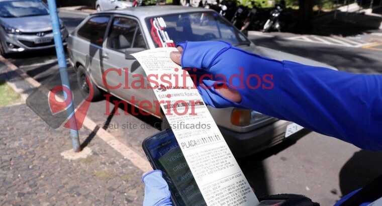 Fiscal da Área Azul é agredida e ofendida por motorista na Redentora