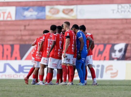 América só empata em casa e fica na corda bamba