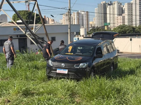 Corpo de médico é encontrado em terreno em Rio Preto