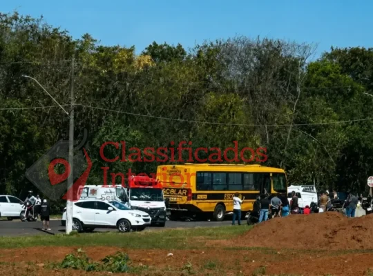 Motociclista morre após colisão com ônibus escolar em Nova Granada